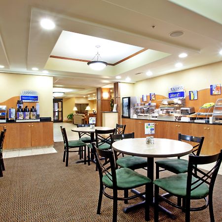 Holiday Inn Express Hotel & Suites Claypool Hill -Richlands Area By Ihg Pounding Mill Eksteriør bilde