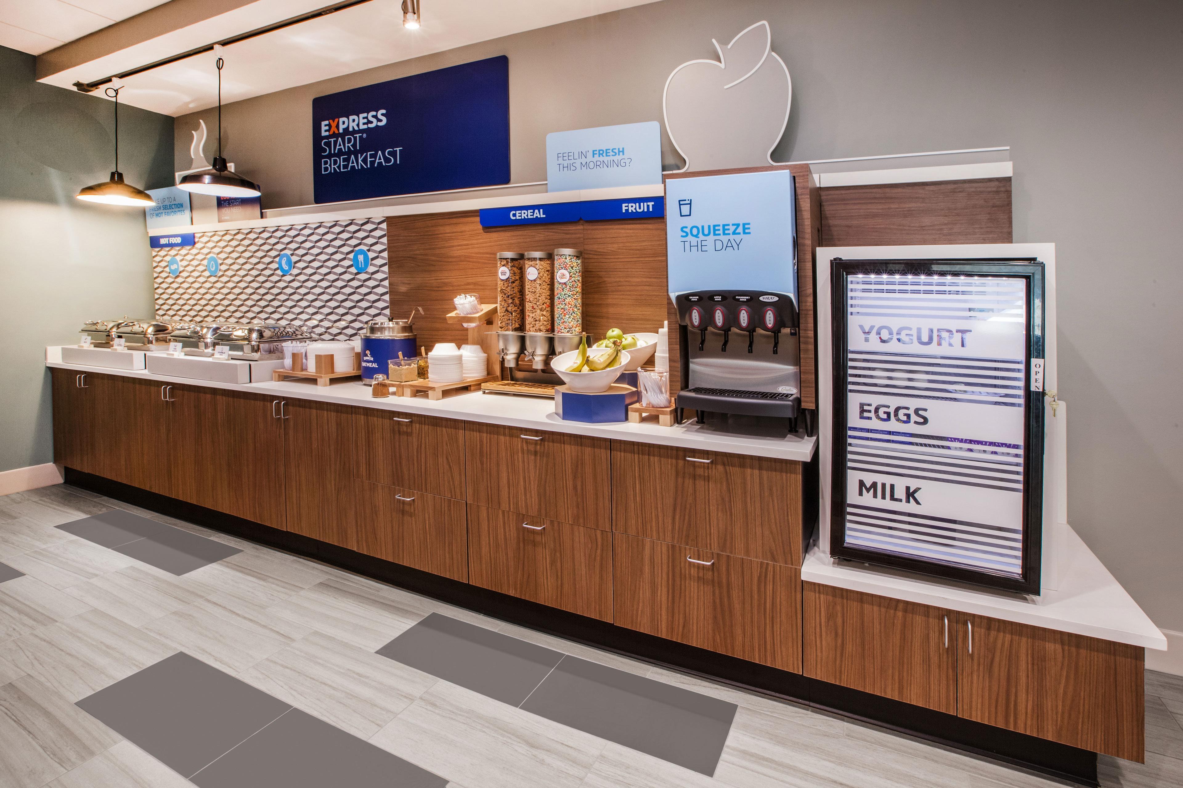 Holiday Inn Express Hotel & Suites Claypool Hill -Richlands Area By Ihg Pounding Mill Eksteriør bilde