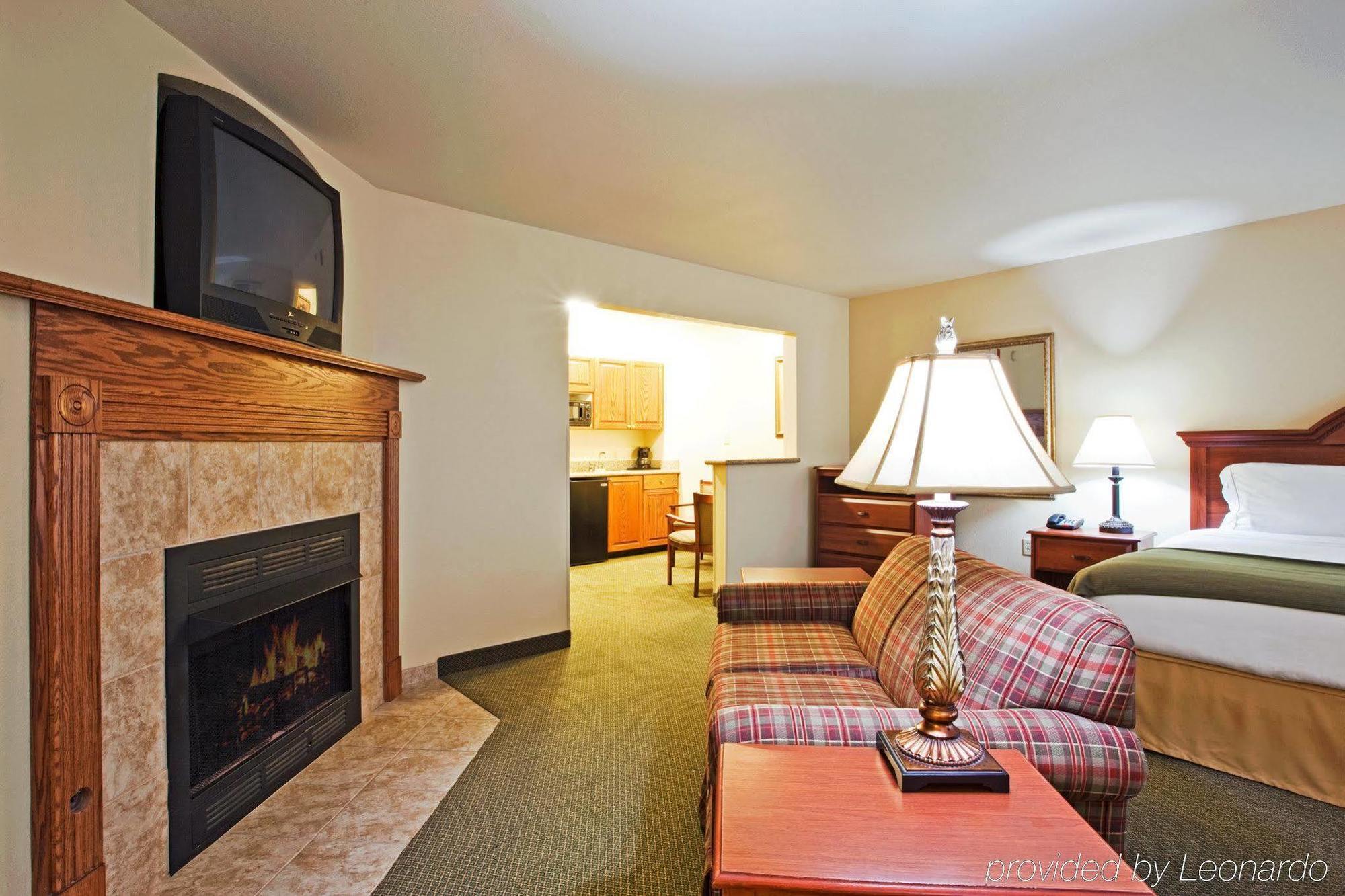 Holiday Inn Express Hotel & Suites Claypool Hill -Richlands Area By Ihg Pounding Mill Rom bilde