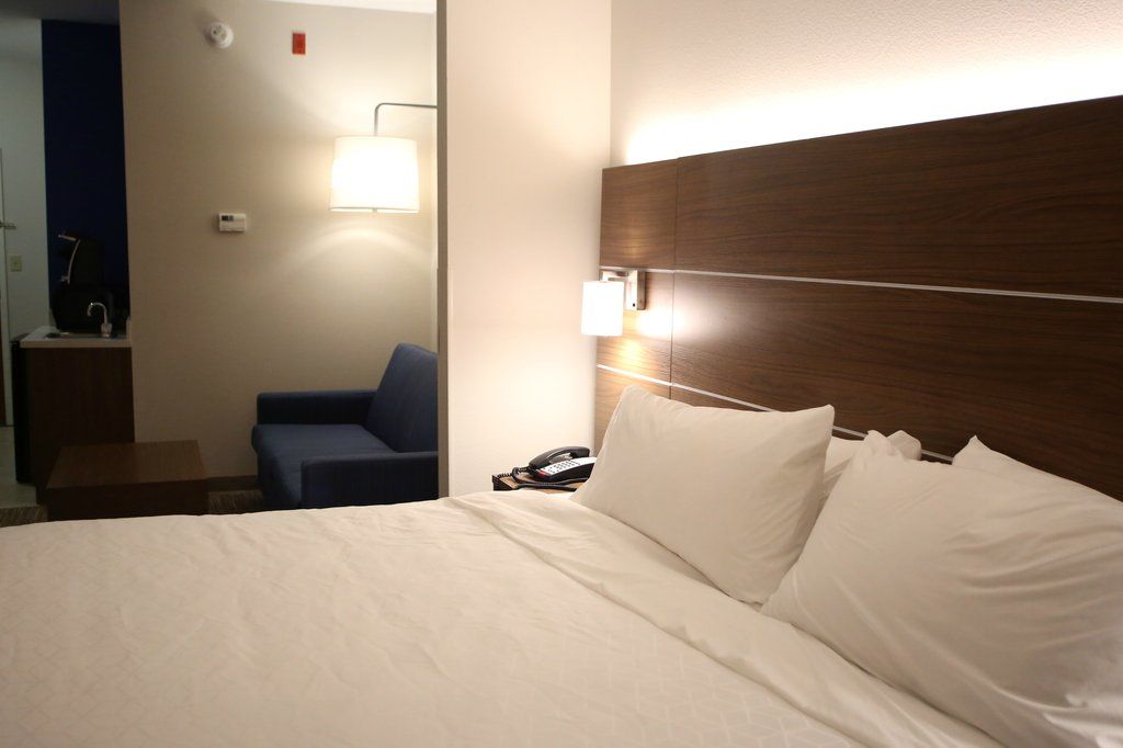 Holiday Inn Express Hotel & Suites Claypool Hill -Richlands Area By Ihg Pounding Mill Eksteriør bilde