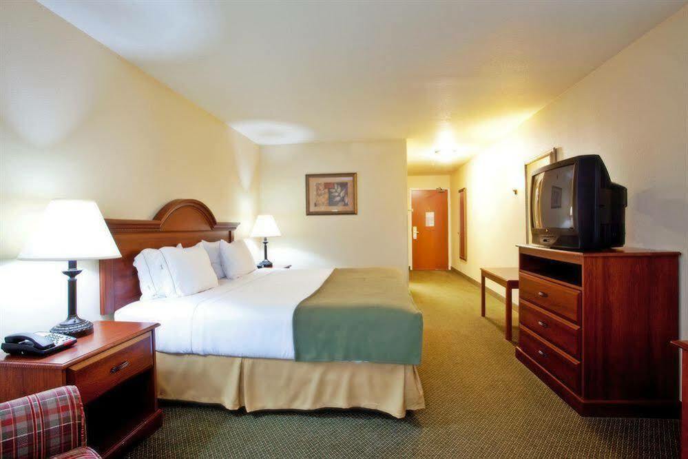 Holiday Inn Express Hotel & Suites Claypool Hill -Richlands Area By Ihg Pounding Mill Eksteriør bilde