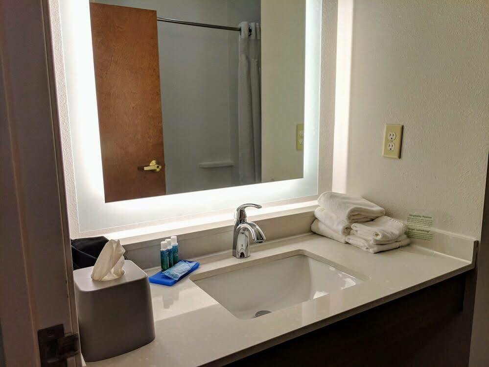 Holiday Inn Express Hotel & Suites Claypool Hill -Richlands Area By Ihg Pounding Mill Eksteriør bilde