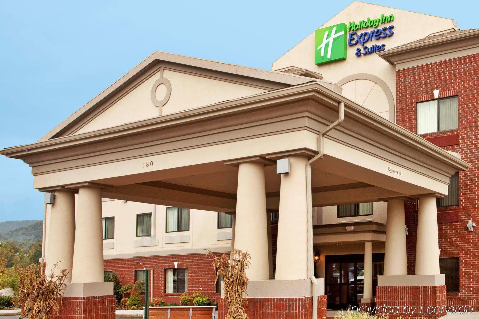 Holiday Inn Express Hotel & Suites Claypool Hill -Richlands Area By Ihg Pounding Mill Eksteriør bilde